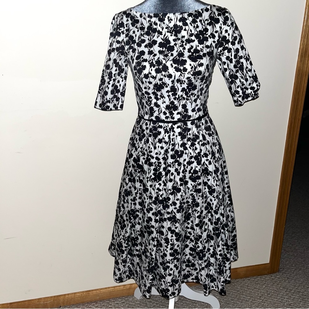 Maggy London Black and White Floral Fit and Flare Dress